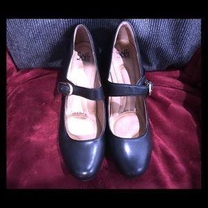New Sofft Blk Pumps